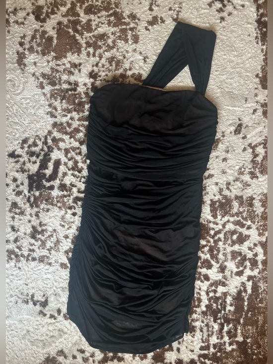 REVOLVE Dresses & Skirts - REVOLVE Black One-Shoulder Ruched Cocktail Dress